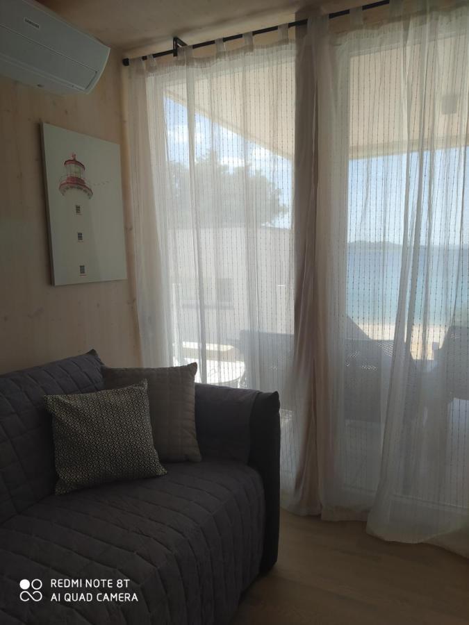 Villa On The Beach Pakostane Exterior photo