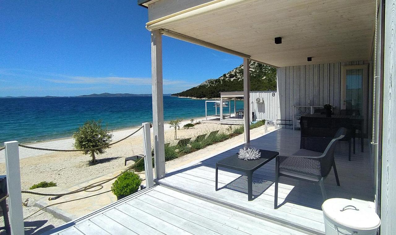 Villa On The Beach Pakostane Exterior photo