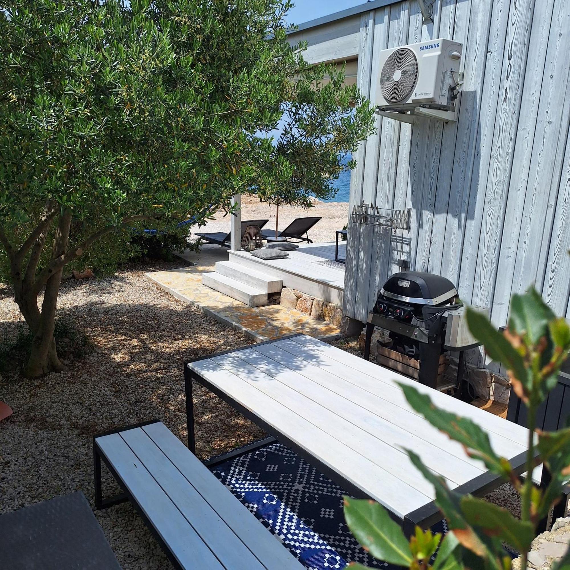Villa On The Beach Pakostane Exterior photo