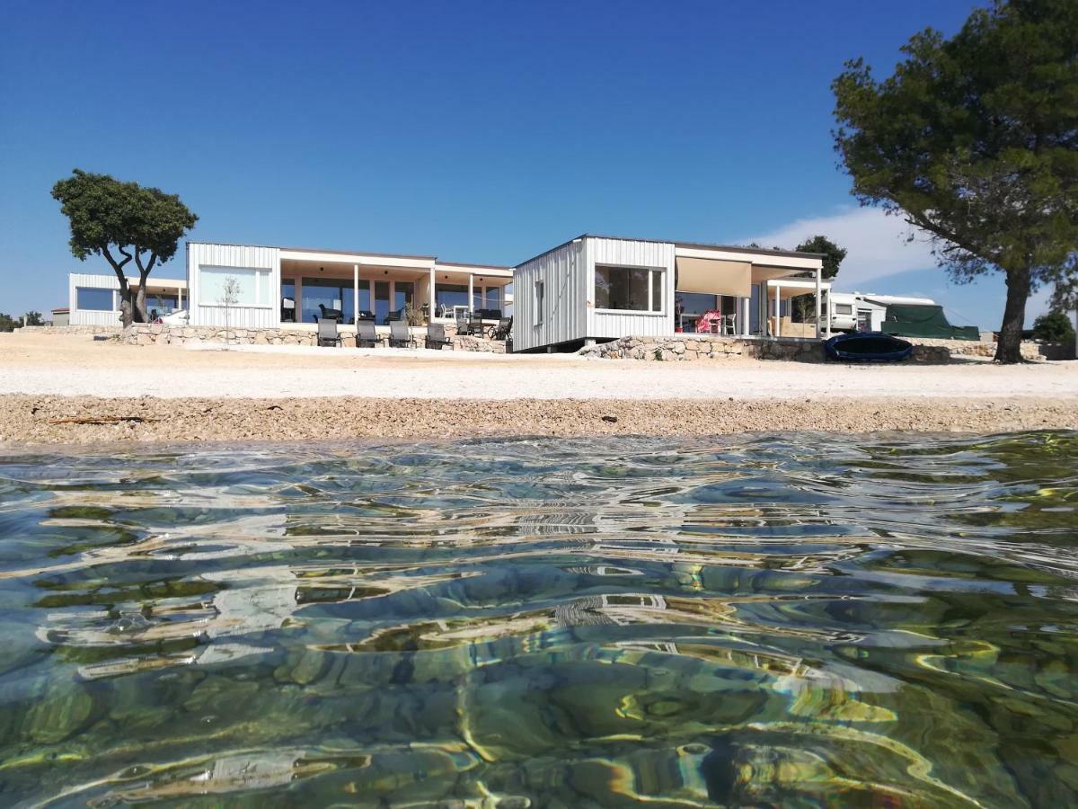 Villa On The Beach Pakostane Exterior photo
